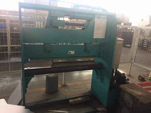 山東泰森壓合機 專業制造異形特種設備，質量可靠價格合理